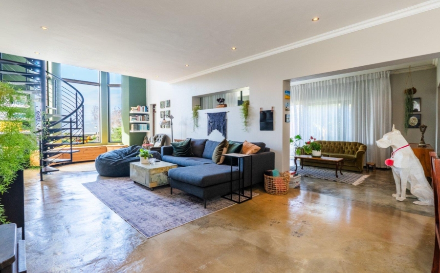 4 Bedroom Property for Sale in Linkside Western Cape